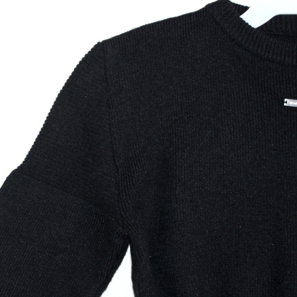 Asymmetrical Knit Crewneck Sweater 🩷LIVE show item - Picture 2 of 4